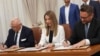 Fotografi e realizuar gjatë ceremonisë së nënshkrimit të marrëveshjes më 16 qershor. 