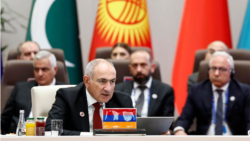 Armenian Prime Minister Nikol Pashinian speaks at an SCO summit in the Kyrgyz capital, Bishkek, on September 1. 