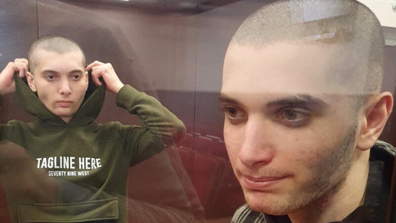 Похищенного кадыровцами гея из Чечни перевели в карцер