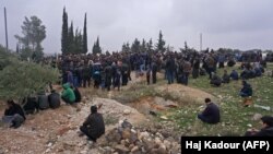 تصویری از تشییع جنازه رائد فارس در روستای کفرنبل