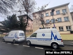 Centrul Medical de Diagnostic, Tratament Ambulatoriu şi Medicină Preventivă are și serviciu de ambulanță.
