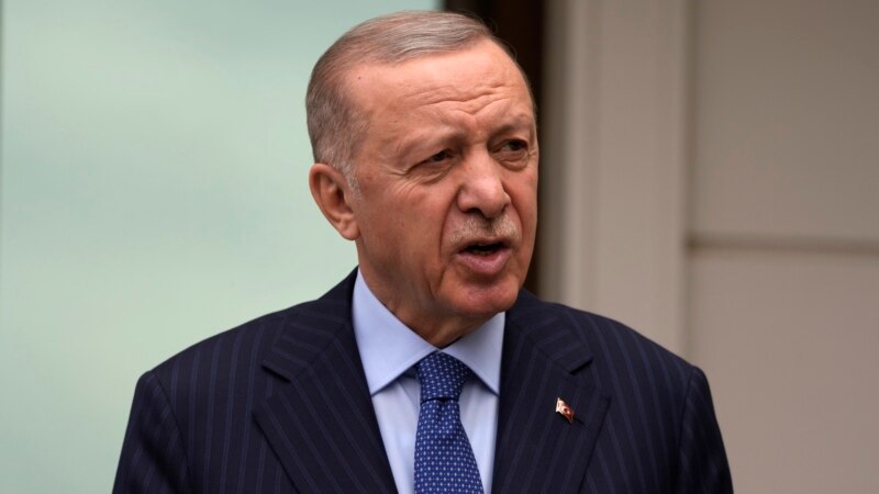 رئیس جمهور ترکیه و صدراعظم یونان برای بهبود روابط، گام های تازه بر میدارند