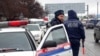 Бишкекте бомба тууралуу маалыматтан улам окуучулар эвакуацияланды