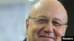 Lebanon -- Member of Parliamnet Najib Mikati at a news conference after meeting President at the presidential palace in Baabda, 24Jan2011