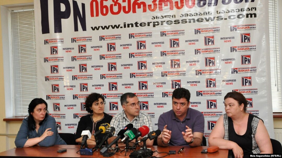 Чтобы заставить власть «пошевелиться», на днях грузинские общественники и журналисты начали кампанию в поддержку «Маэстро»