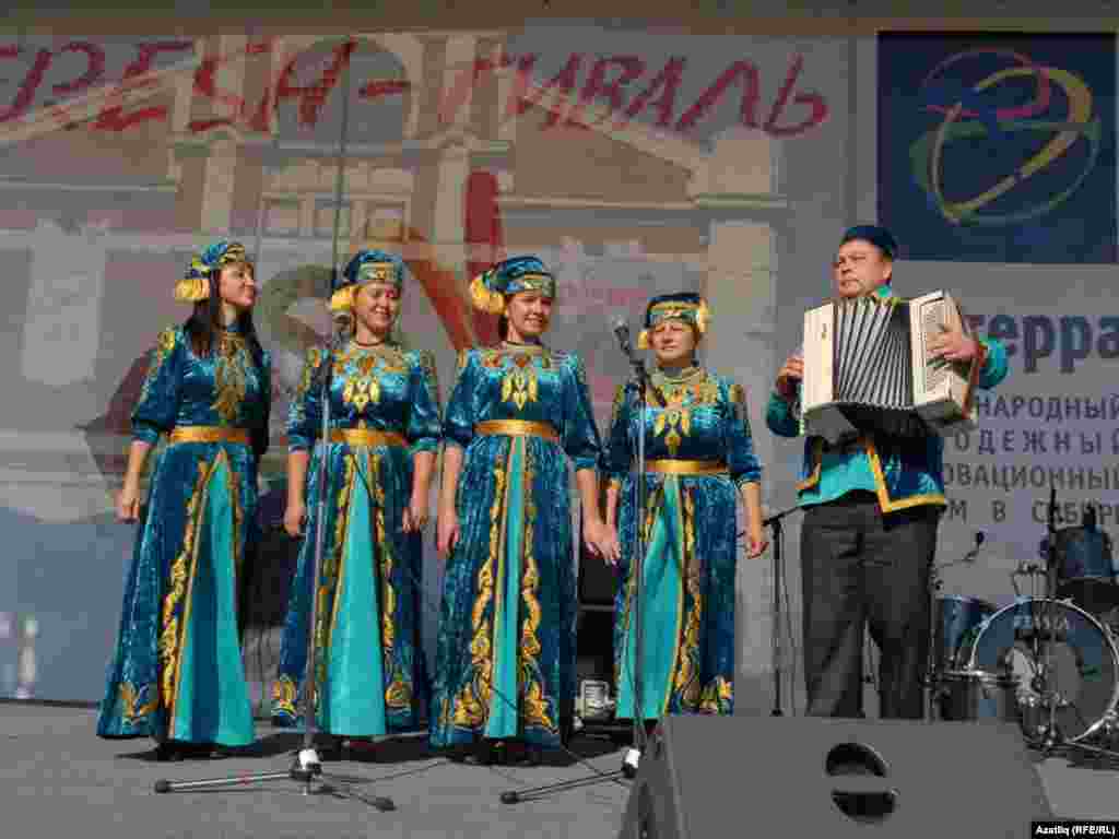 "Иртеш моңнары" ансамбле