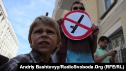 A Ukrainian protest movement sparked by allegations of police abuse in the village of Vradiyivka has been gaining momentum in recent weeks. 