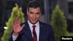 Premierul socialist Pedro Sánchez păstrează şansa de a rămâne la putere în urma alegerilor de duminică.
