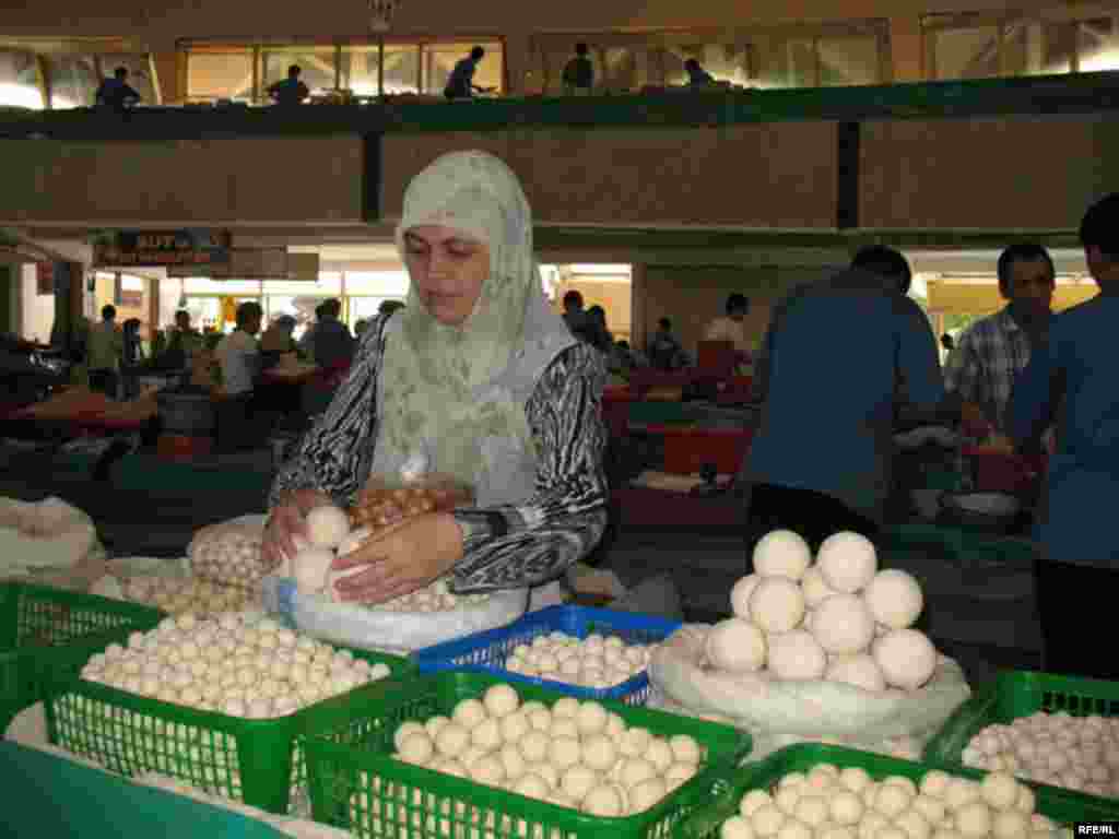 Uzbek Women Today #25