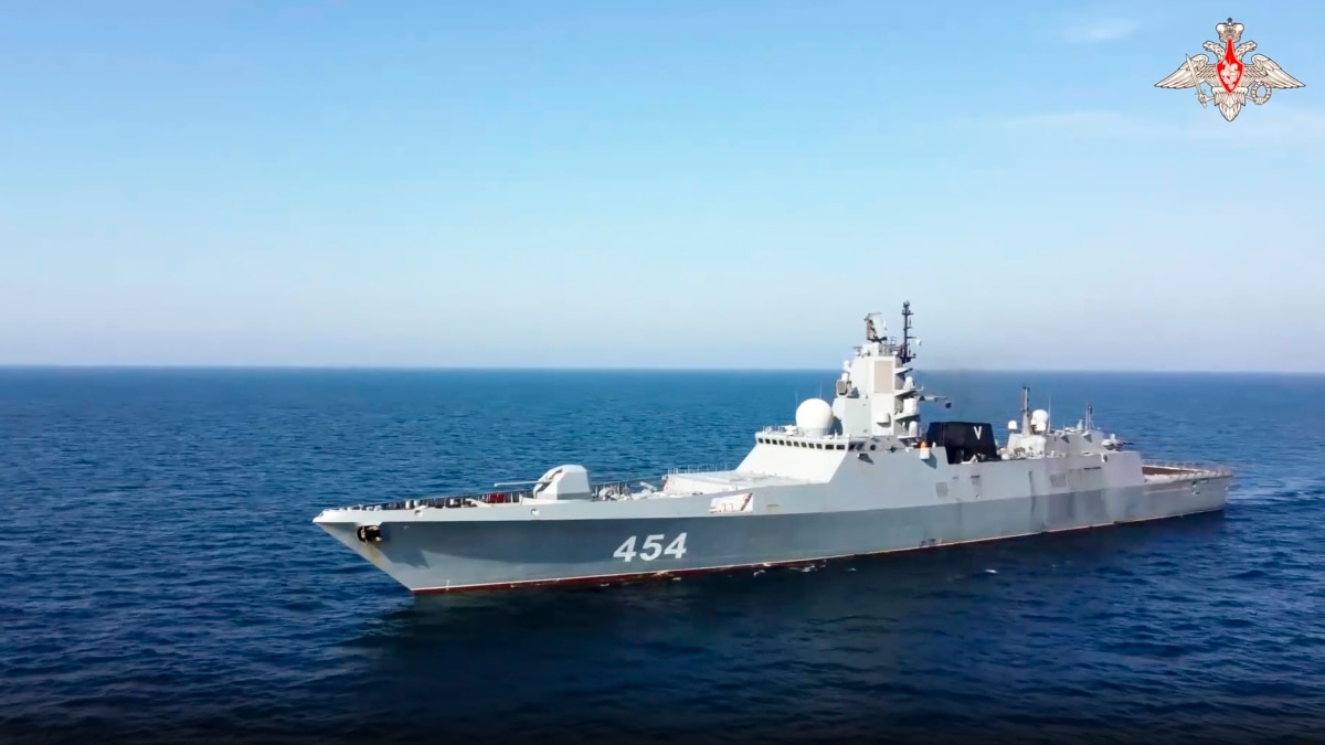 The Ministry of Defense of the Russian Federation showed footage of the inspection of the dry cargo ship “Shyukryu Okan”