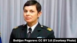 Аленка Эрмэнц 