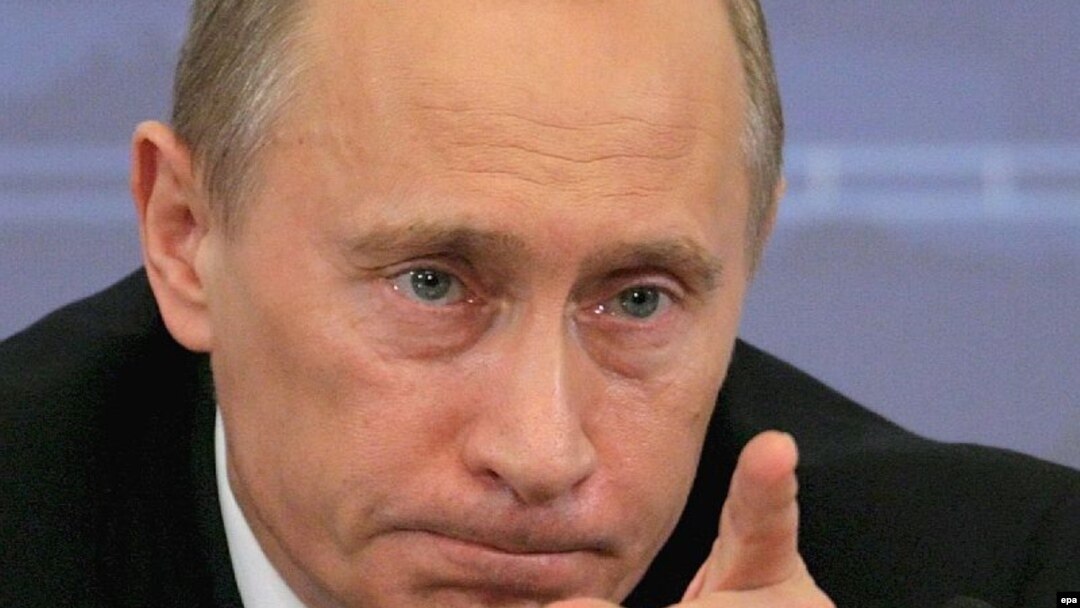 Владимир Путин во время пресс-конференции в Кремле 14 февраля 2008