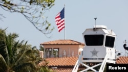 Pogled na odmaralište Mar-a-Lago nakon što su Tajna služba i lokalna policija ubili naoružanog muškarca, Palm Beach, Florida, SAD, 22. februara 2026.