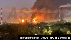 Пожар на НПЗ (фото ASTRA)