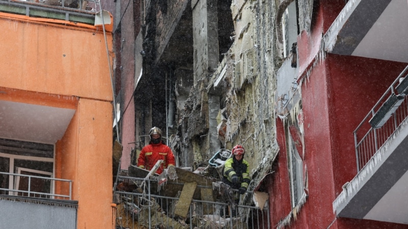 New Russian Hypersonic Missile Hits Lviv As Kyiv Comes Under Combined Air Attack