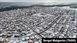 Первый снег в первый день зимы: заснеженные окрестности Симферополя (фотогалерея)