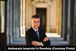Ambasadorul Israelului în România consideră că negarea Holocaustului reprezintă un atac la democrație