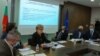 Виолета Комитова и екипа ѝ по време на пресконференцията във вторник
