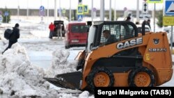 Последствия снегопала в Симферополе, 1 декабря 2021 года