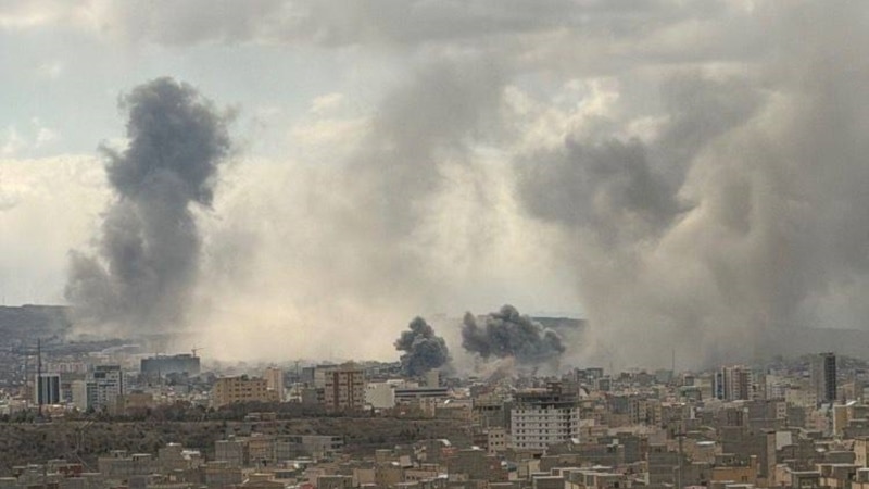 Іранські та ізраїльські нафтові об’єкти зазнали ударів