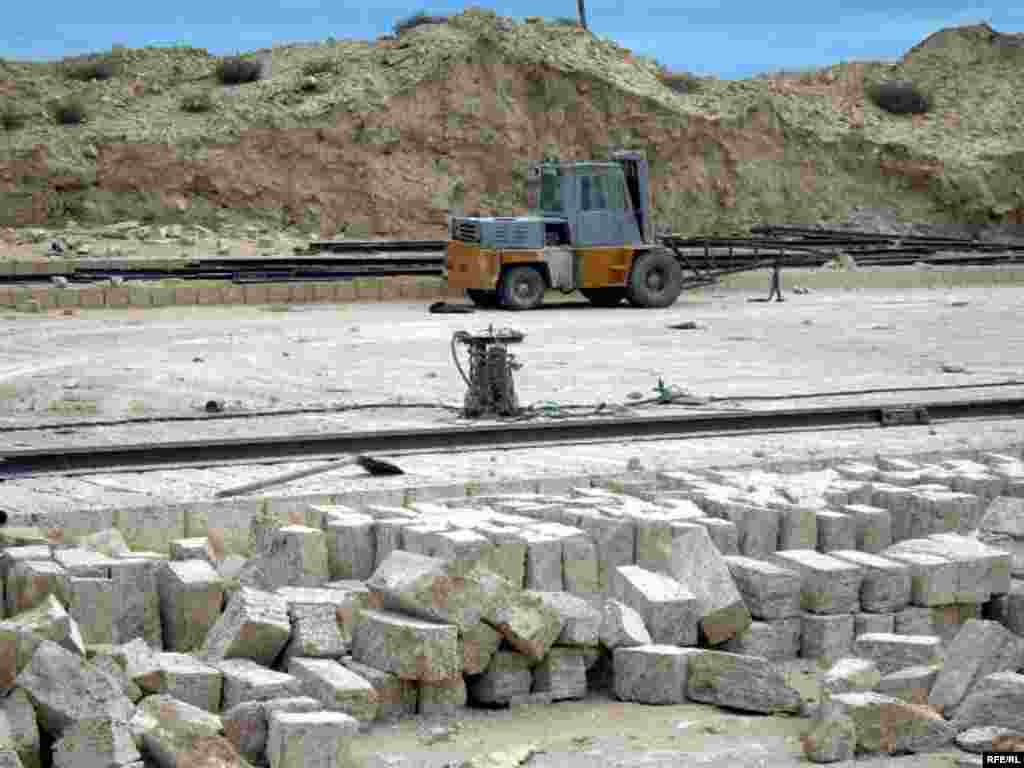 Karxanada texnika işləyir