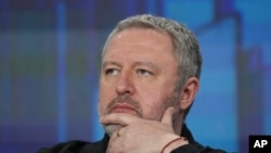 Zelenski a semnat joi decretul de demitere a acestuia, după ce parlamentul ucrainean a votat pentru demiterea lui Andrei Kostin cu două zile în urmă. 