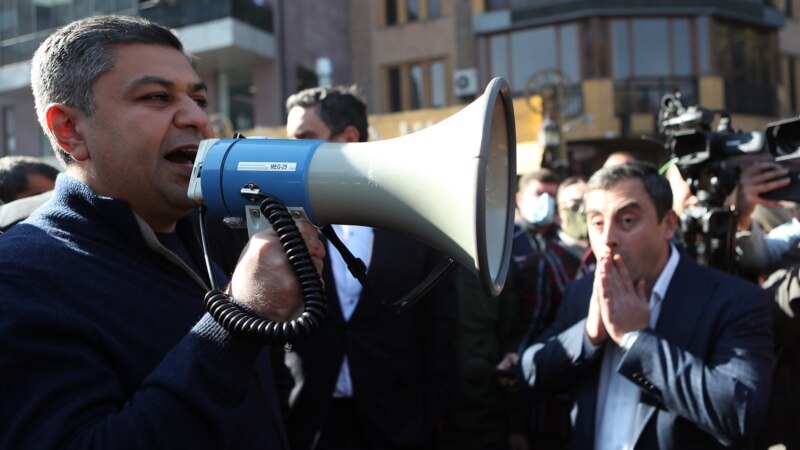 Armenian Opposition Leader Freed Despite Coup Charges