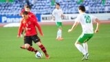 Aşgabatda Türkmenistanyň “Ahal” futbol komandasy Täjigistanyň “Istiklol” topary bilen ýaryşýar.