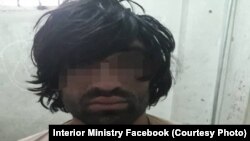 شریف الله معروف به بابک سردستۀ یک شبکۀ سارقین مسلح در کابل بازداشت شد.