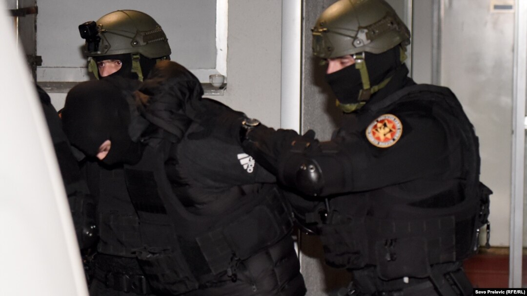 Crnogorska policija privodi Jovicu Vukotića, Podgorica