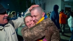 Ukrainians Welcome Soldiers Released In Prisoner Swap