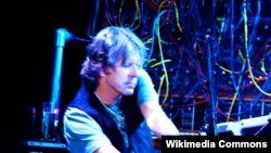 Кіт Эмэрсан на канцэрце ў Пецярбурзе, жнівень 2008