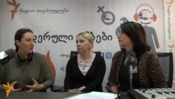 მხოლოდ ქალს აღელვებს ცხვრის ფარა გზაზე?