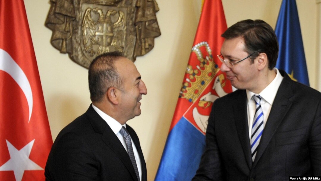 Turski ministar spoljnih poslova Mehmet Čavušoglu i premijer Srbije Aleksandar Vučić, Beograd, decembar 2015.