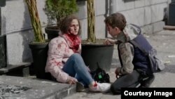 რუსეთის შეიარაღებულმა ძალებმა სუმის ცენტრზე ავიაიერიში 13 აპრილს, მართლმადიდებლური დღესასწაულის, ბზობის დილას განახორციელეს