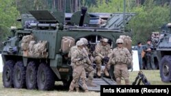 Вайскоўцы NATO на вучэньнях у Польшчы, чэрвень 2017