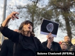 Мать Гиги Авалиани, Эка Купатадзе