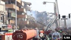 “Plasco” atly binany ot alyp ýumurdy, Tähran, 19-njy ýanwar, 2017. 