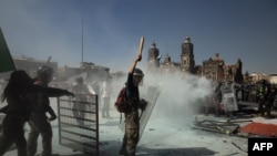 Protest u Mexico Cityju, 15. novembra 2025.