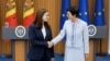 Cristina Gherasimov (stânga), viceprim-ministra pentru integrare europeană și Marta Kos, comisara europeană pentru extindere, la o conferință de presă susținută la Chișinău, în timpul vizitei oficialei de la Bruxelles în R. Moldova în perioada 3-5 septembrie.