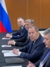 'Imate lepu frizuru': Lavrov izbegao pitanje RSE o Ukrajini