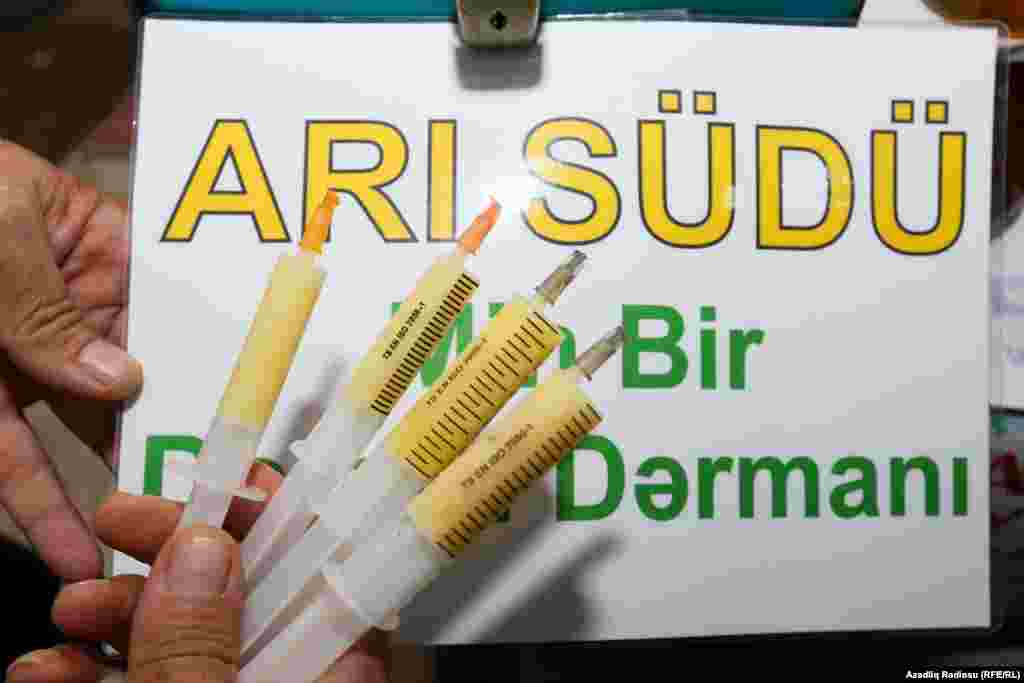 Azerbaijan. Baku. Honey fair in Baku