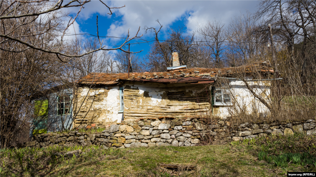 Справжній кримськотатарський будинок, що дивом уцілів