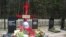 Прах Алексея Девотченко захоронили на кладбище в Комарово, под Петербургом