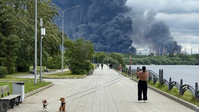 Ukraine's Refinery Attacks Force Russia To Turn Abroad To Process Its Oil