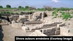 Բաղնիքներ են հայտնաբերվել հին հայկական Արտաշատ քաղաքում. 1970-ականներից ի վեր այս հնագիտական վայրը ուսումնասիրվել է ընդհատումներով: