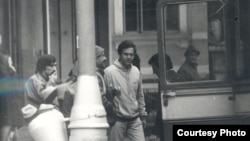 Episcopul Laszlo Tokes, fotografie din Dosarul de urmărire al Securității