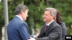 Gorge Ivanov i Bamir Topi, Skoplje, 19. april 2012.