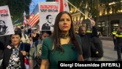 ია ფარულავა.