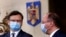 Ministrul român de externe, Bogdan Aurescu (dreapta) și ministrul ucrainean de externe, Dmitro Kuleba, București, 23 aprilie 2021